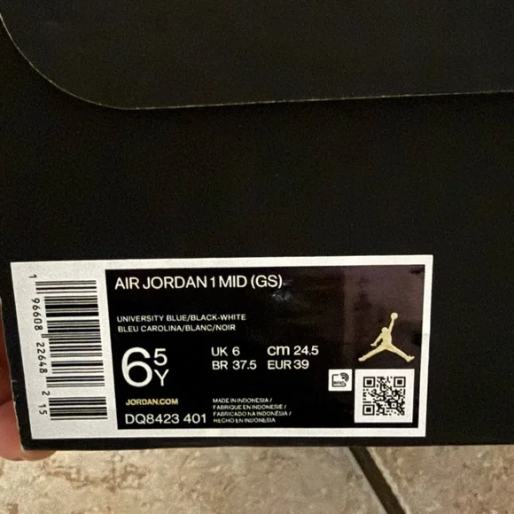 Nike Air Jordan 1 Mid GS Black University Blue Size 6.5Y Gently Used with box - Picture 9 of 11